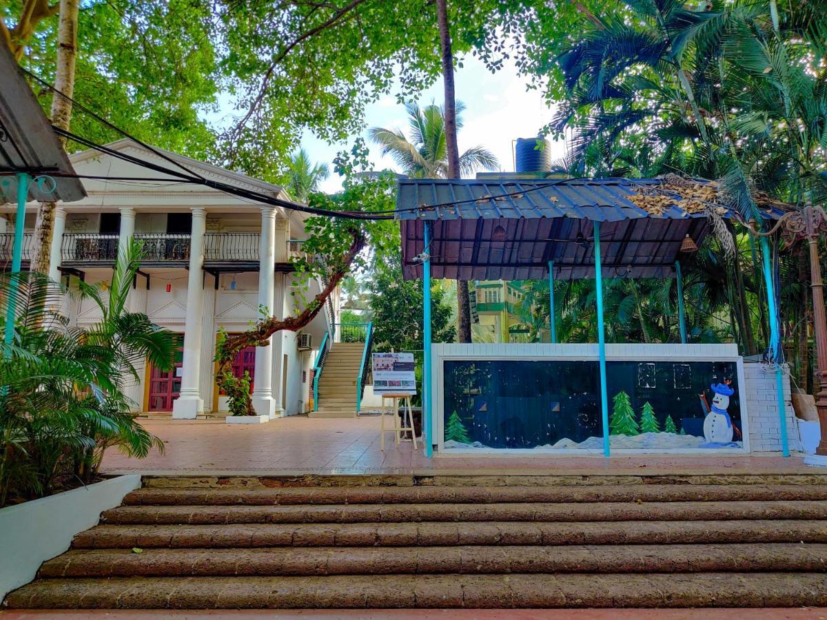 Piggy Calangute By Urban Nomads - Dorms & Pvt Rooms GOA Exterior photo