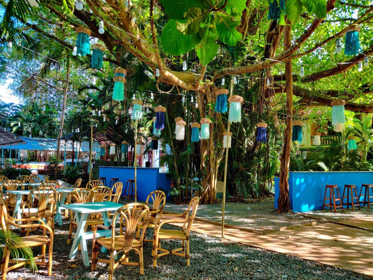 Piggy Calangute By Urban Nomads - Dorms & Pvt Rooms GOA Exterior photo