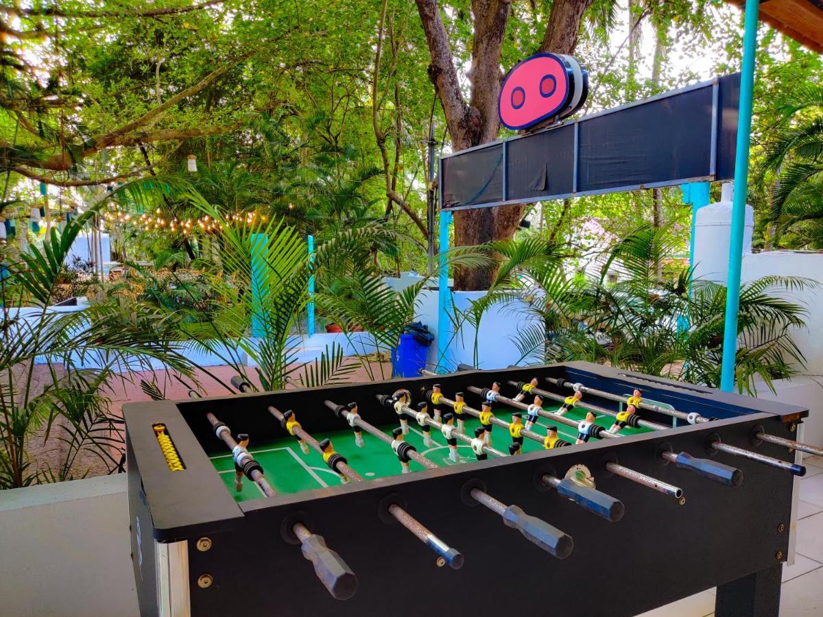 Piggy Calangute By Urban Nomads - Dorms & Pvt Rooms GOA Exterior photo