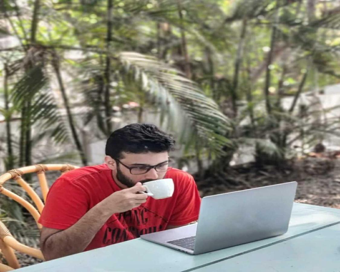 Piggy Calangute By Urban Nomads - Dorms & Pvt Rooms GOA Exterior photo
