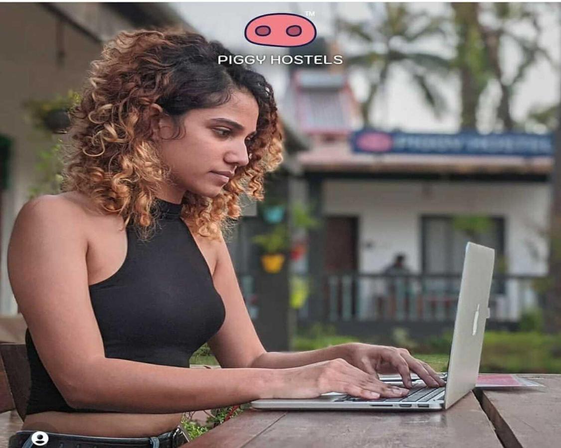 Piggy Calangute By Urban Nomads - Dorms & Pvt Rooms GOA Exterior photo