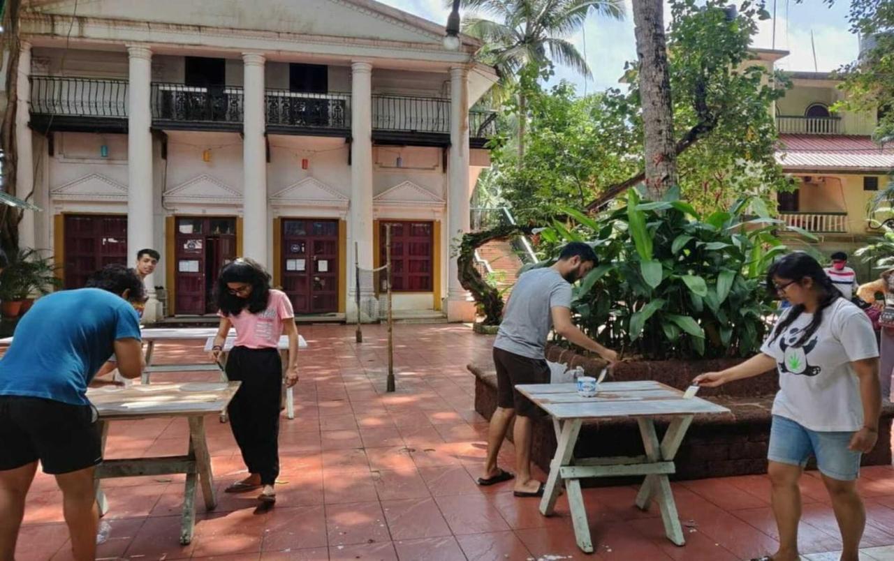 Piggy Calangute By Urban Nomads - Dorms & Pvt Rooms GOA Exterior photo